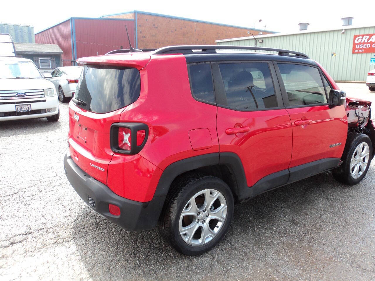 Used 2023 Jeep Renegade Limited AWD/4WD image 4