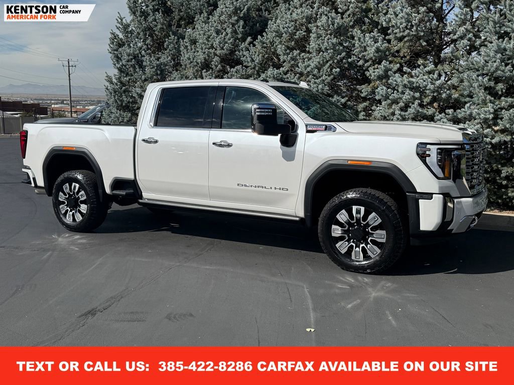 Used 2025 GMC Sierra 3500 Denali w/ Denali Reserve Package image 12