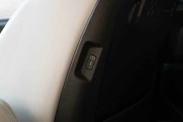 Used 2024 Hyundai Santa Fe Calligraphy image 22