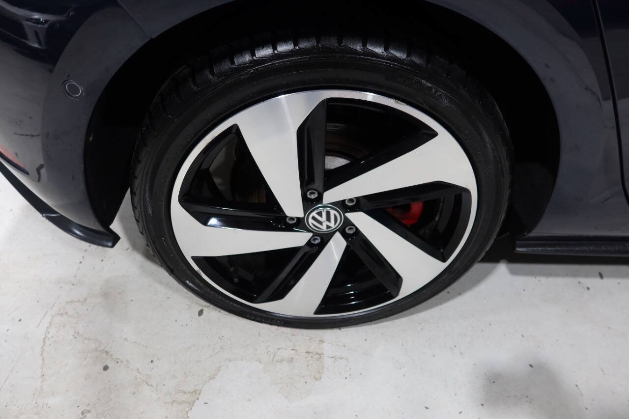 Used 2019 Volkswagen GTI Autobahn FWD image 37