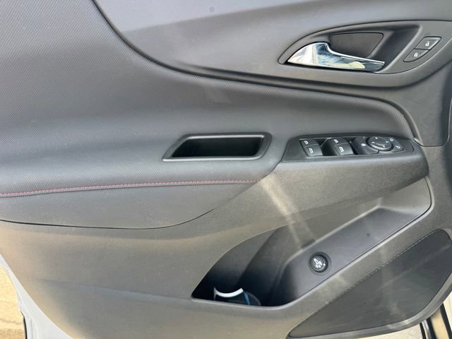 Used 2022 Chevrolet Equinox RS image 21