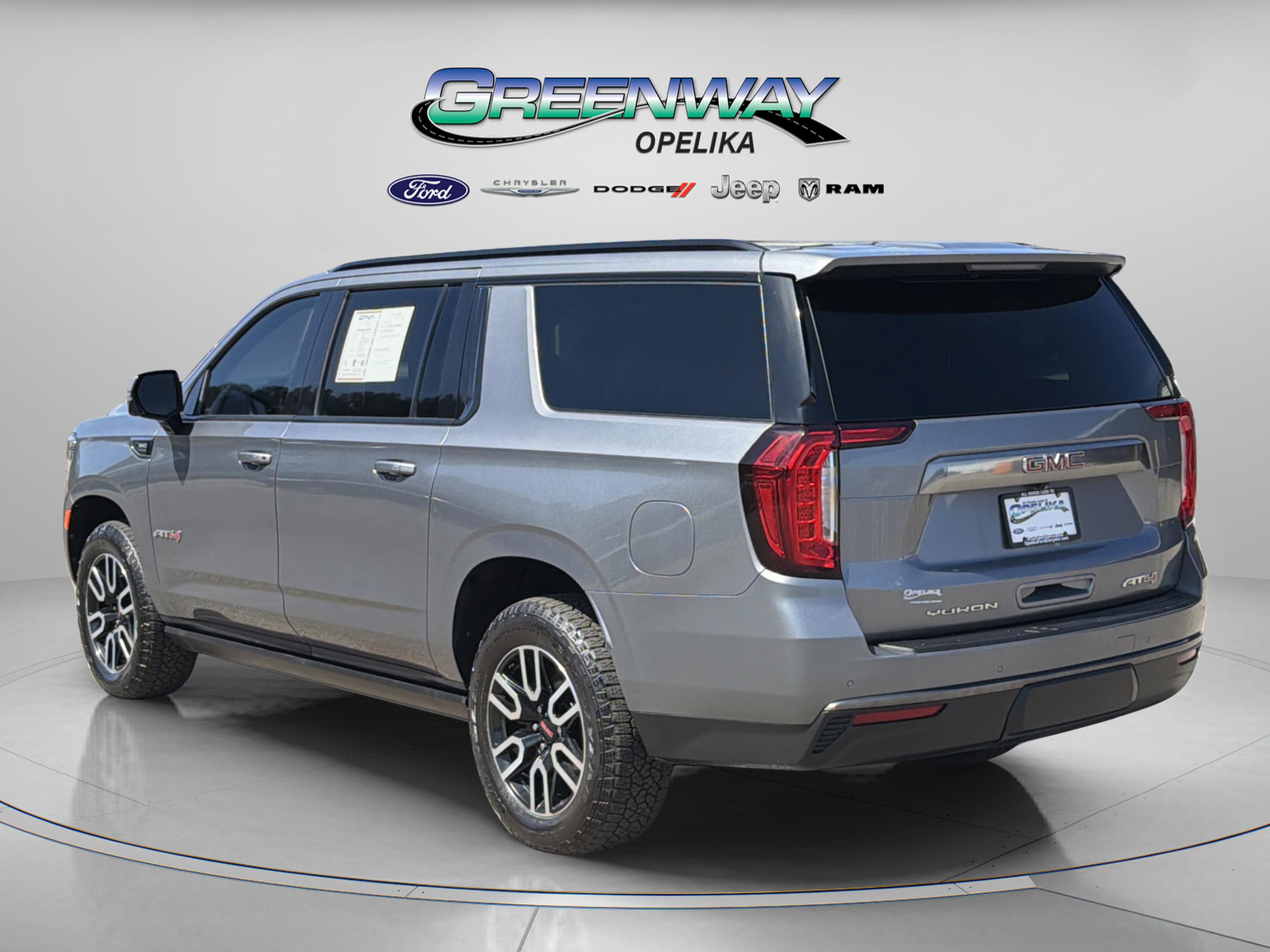 Used 2021 GMC Yukon XL AT4 w/ AT4 Premium Plus Package image 5