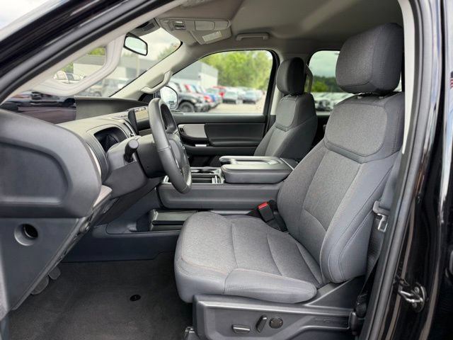 Certified 2025 Ford Expedition Active AWD/4WD image 14