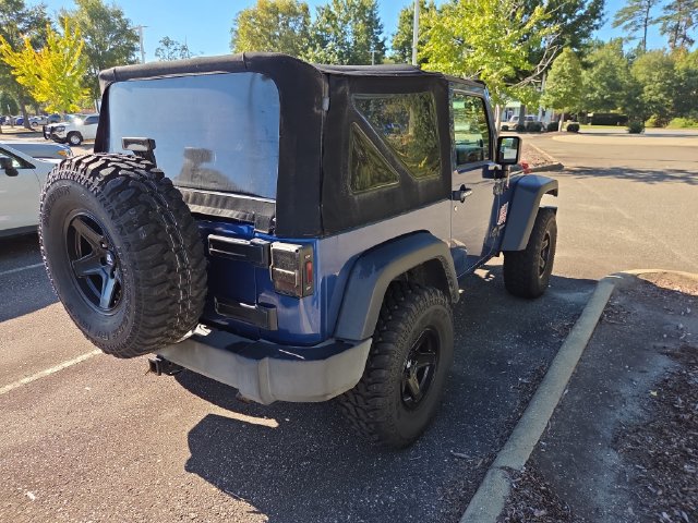 Used 2009 Jeep Wrangler X AWD/4WD image 3