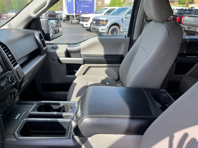 Used 2017 Ford F150 XLT w/ Equipment Group 302A Luxury AWD/4WD image 23