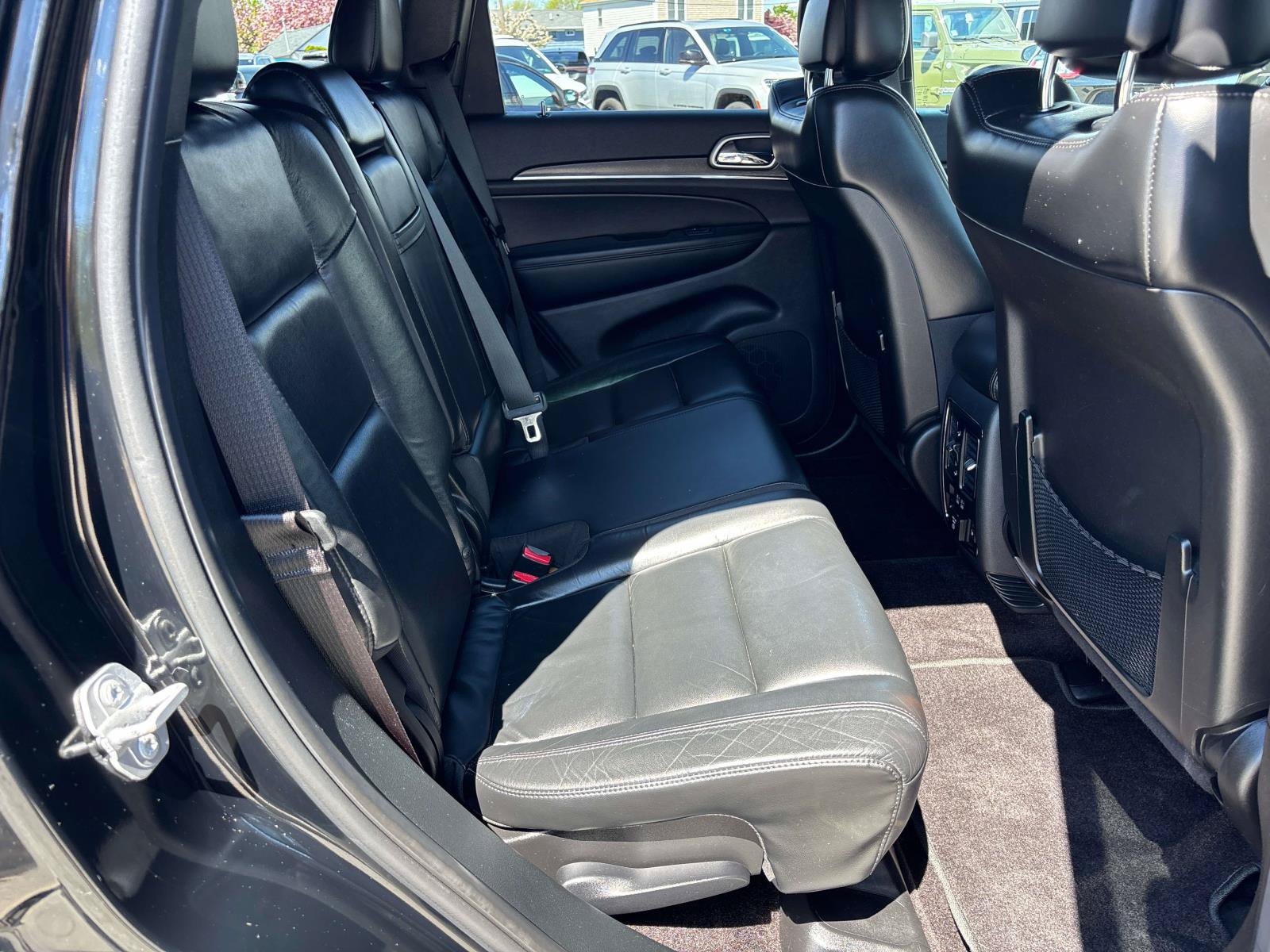 Certified 2018 Jeep Grand Cherokee Limited AWD/4WD image 18