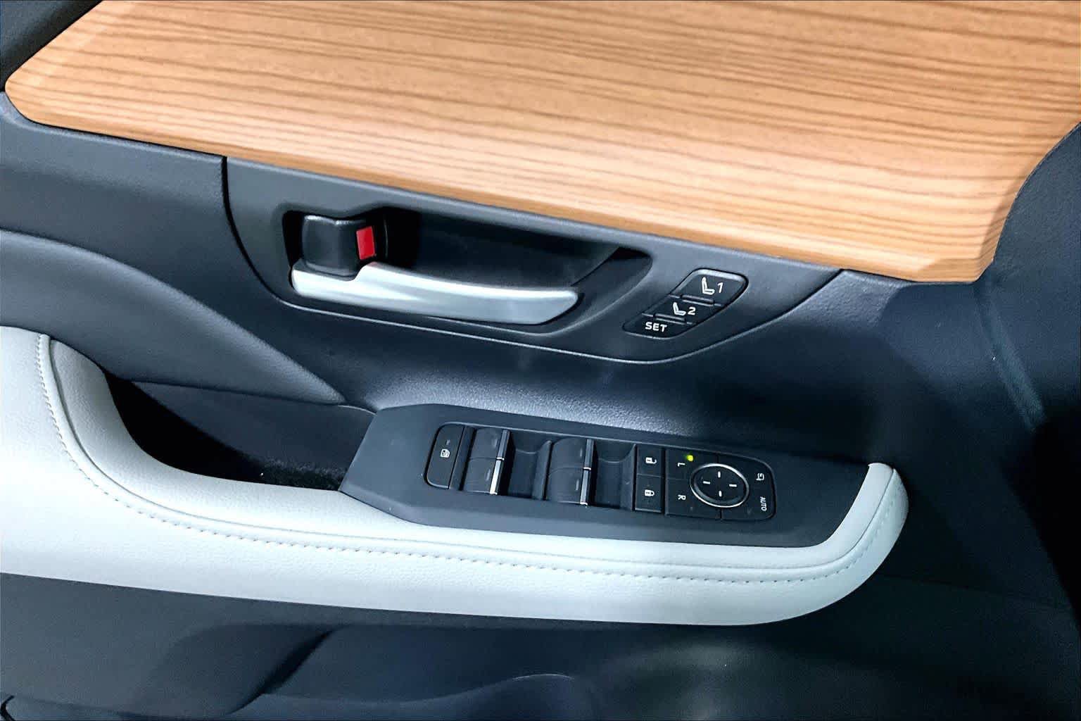 New 2026 Toyota Grand Highlander AWD image 18