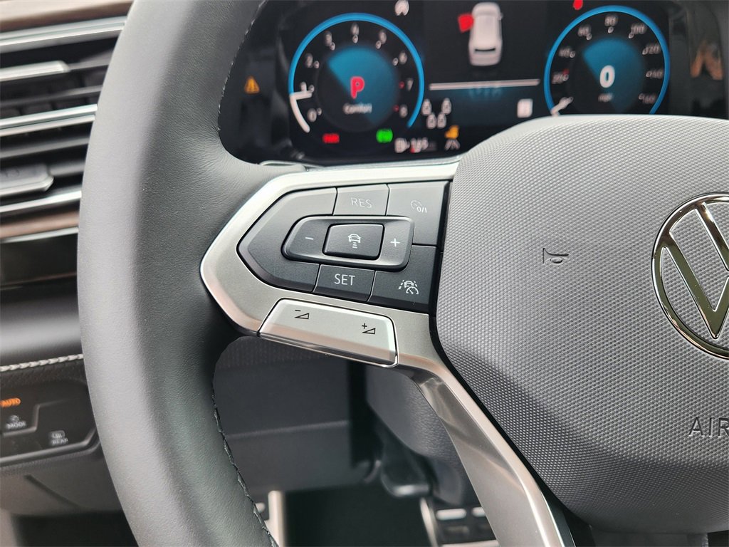 New 2026 Volkswagen Atlas SEL Premium R-Line image 9