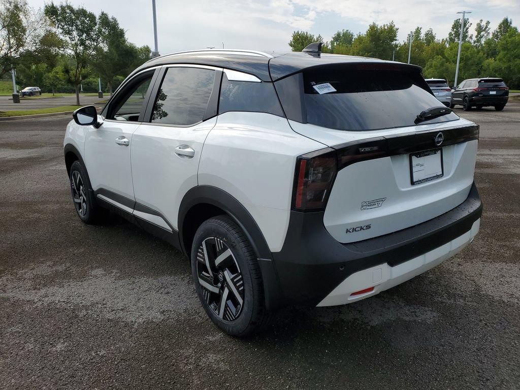 New 2026 Nissan Kicks SV w/ SV Premium Package FWD image 3
