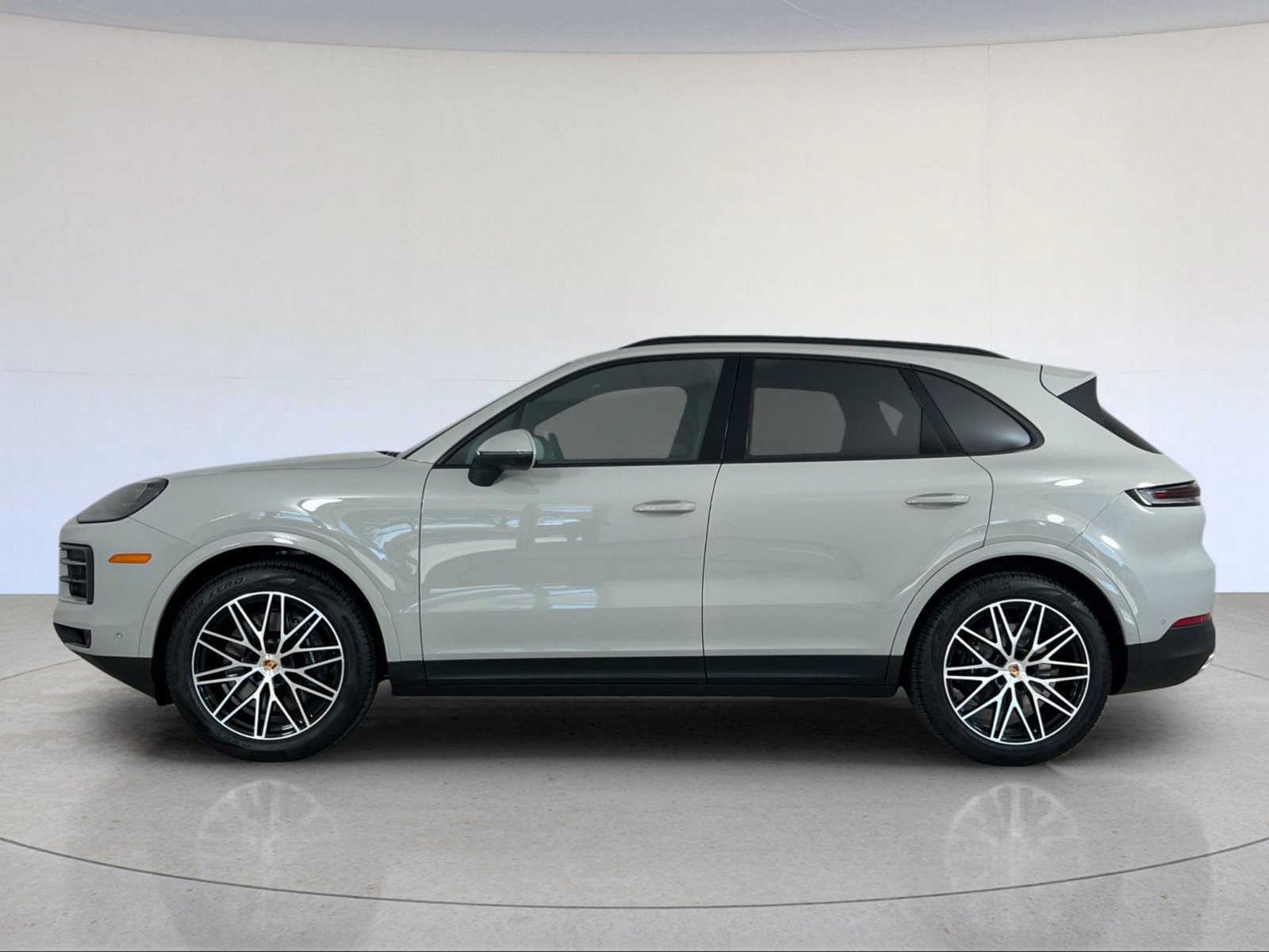 New 2026 Porsche Cayenne AWD/4WD image 2