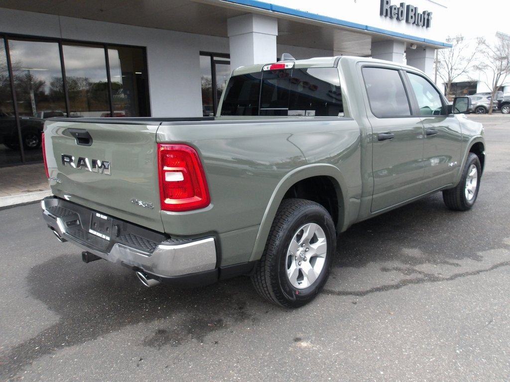 New 2026 RAM 1500 4x4 Crew Cab image 8