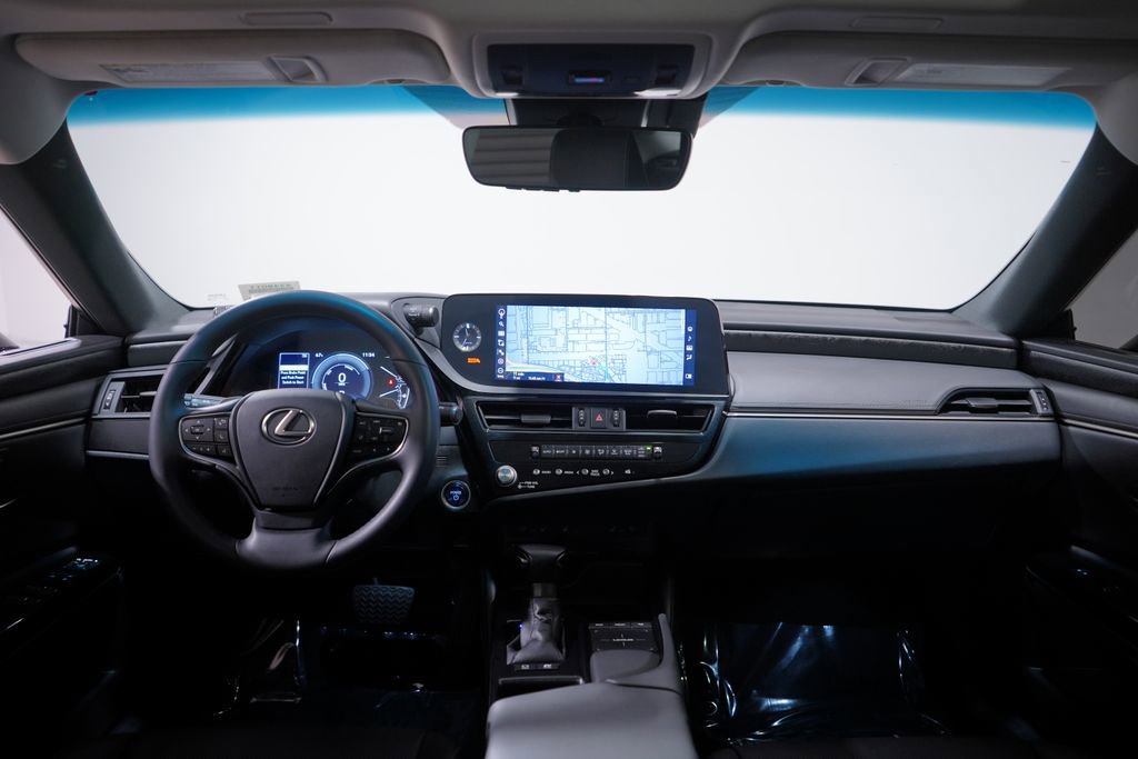 Used 2022 Lexus ES 300h w/ Premium Package FWD image 10