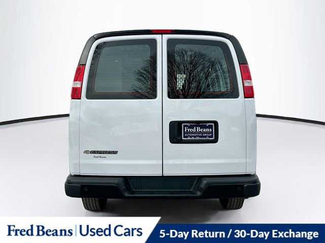 Used 2022 Chevrolet Express 2500 w/ Driver Convenience Package image 7