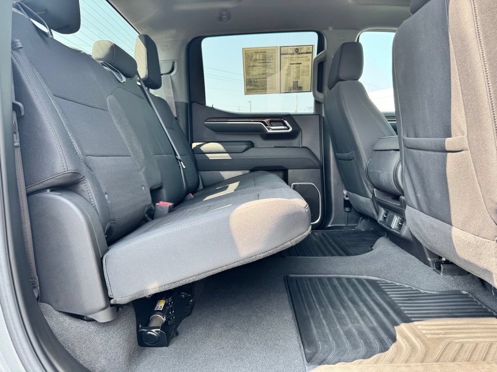 Used 2024 Chevrolet Silverado 1500 LT AWD/4WD image 15