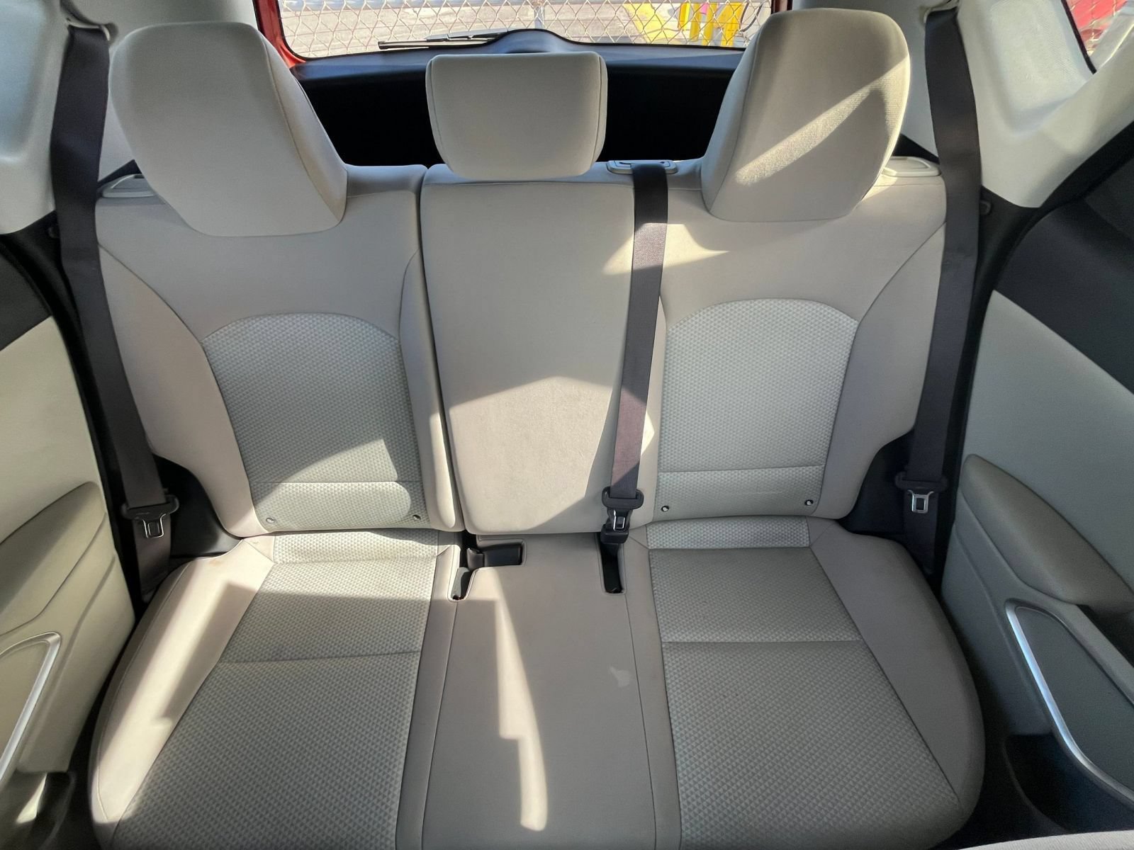 Used 2025 Kia Soul LX w/ LX Technology Package FWD image 36