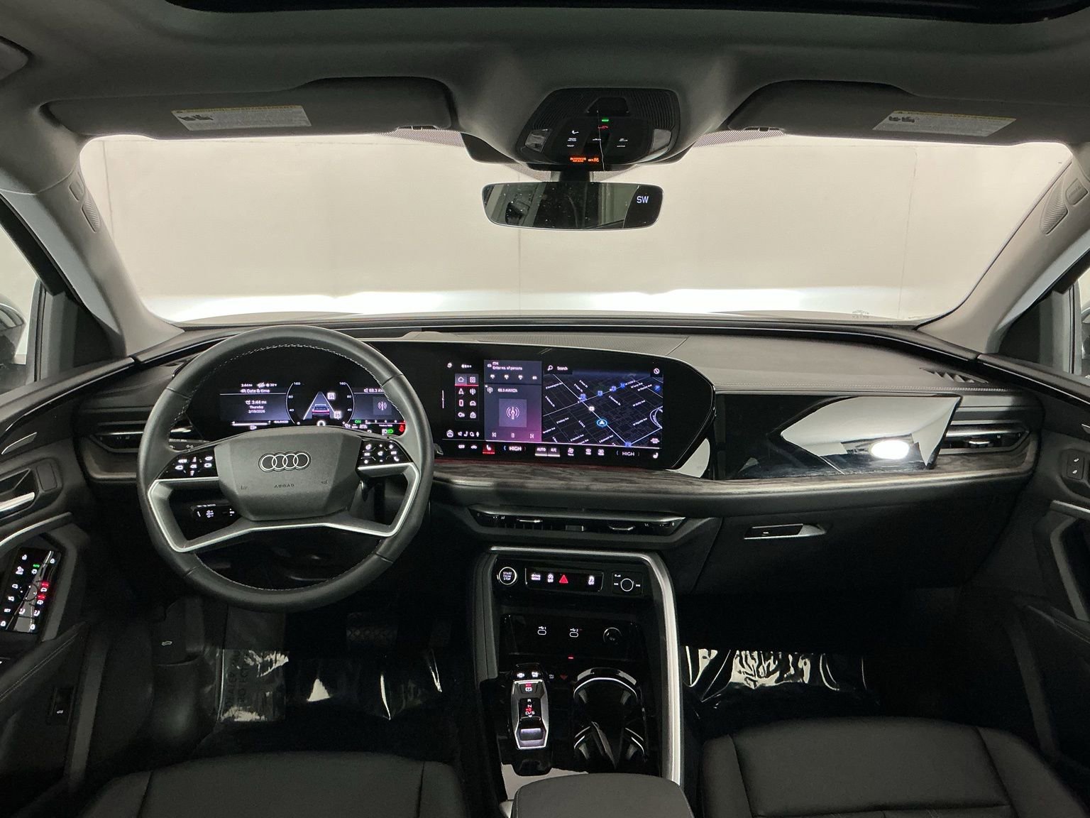 Used 2025 Audi Q5 Premium Plus w/ Premium Plus image 14