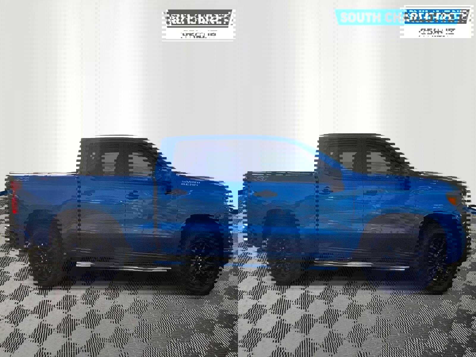 Used 2023 Chevrolet Silverado 1500 Custom image 4