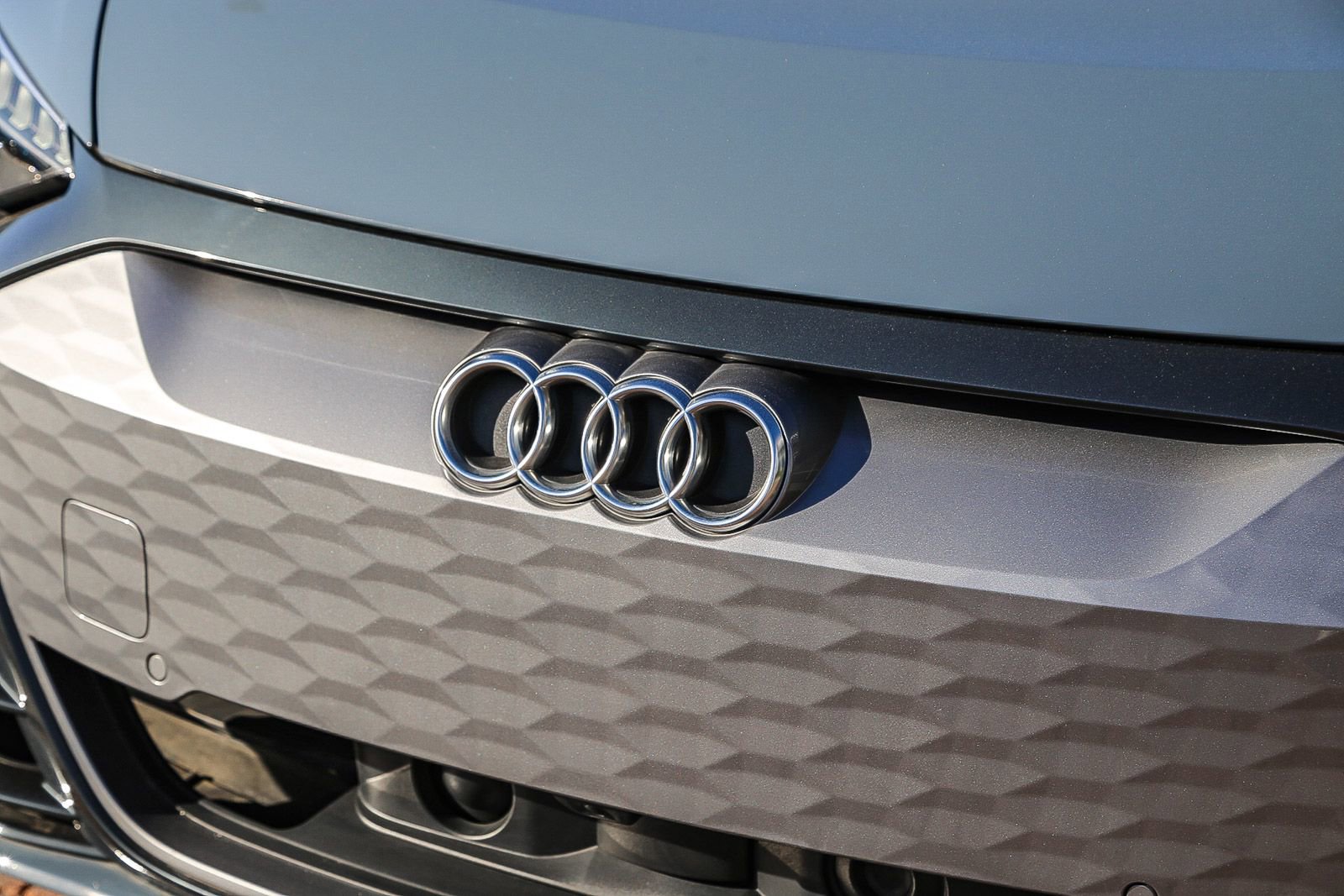 Used 2022 Audi e-tron GT Premium Plus image 5