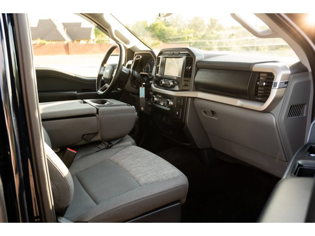 Used 2021 Ford F150 XLT w/ Equipment Group 301A Mid AWD/4WD image 17