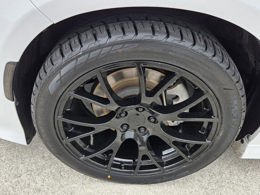 Used 2023 Dodge Charger R/T RWD image 9