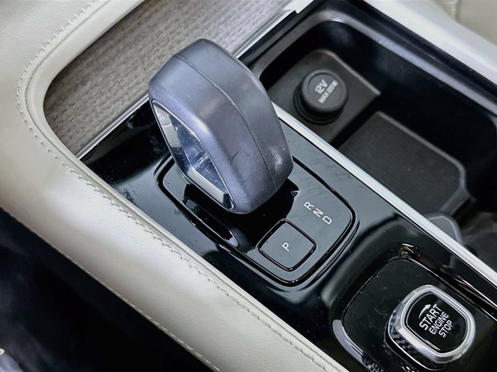 Used 2024 Volvo XC90 B6 Plus AWD/4WD image 33