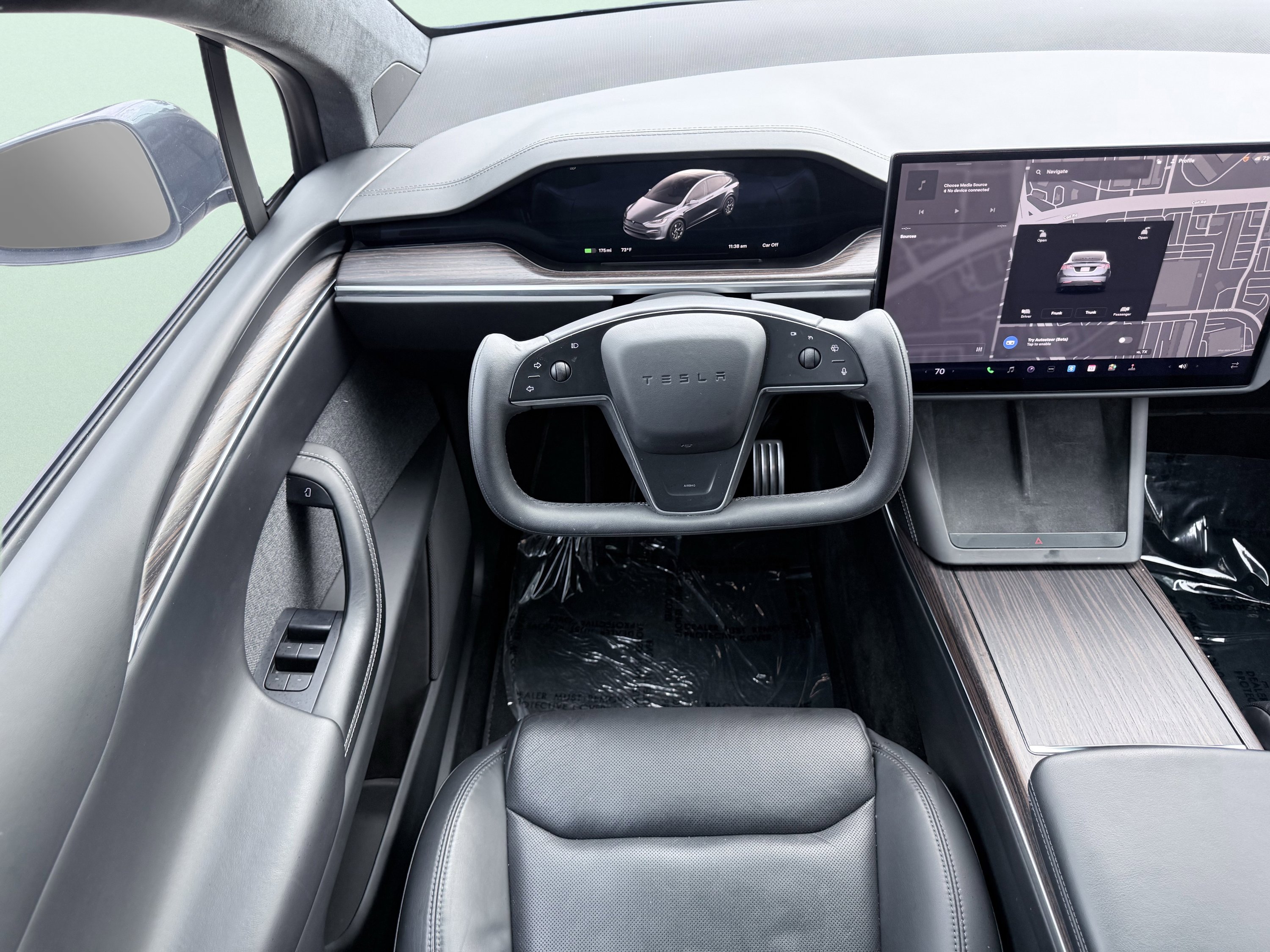 Used 2023 Tesla Model X image 61