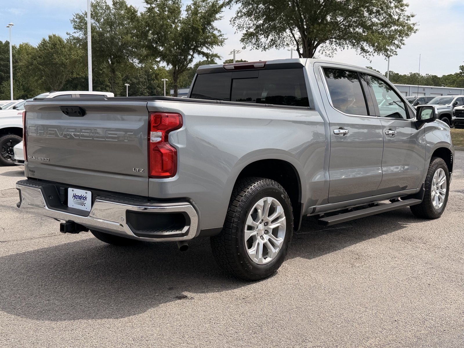 Used 2024 Chevrolet Silverado 1500 LTZ w/ LTZ Premium Package RWD image 12