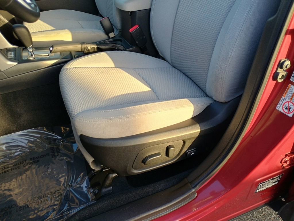Used 2018 Subaru Forester 2.5i Premium w/ All-Weather Package image 13