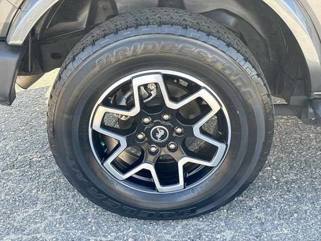 Used 2023 Ford Bronco Outer Banks image 11