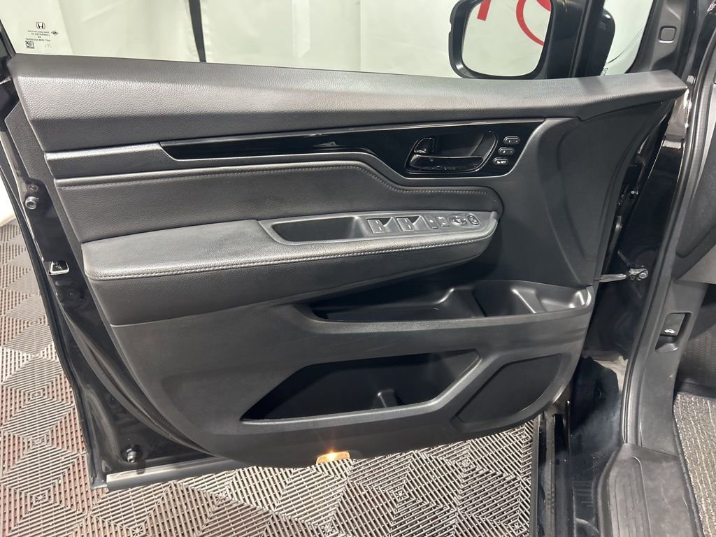 Used 2022 Honda Odyssey Touring image 28