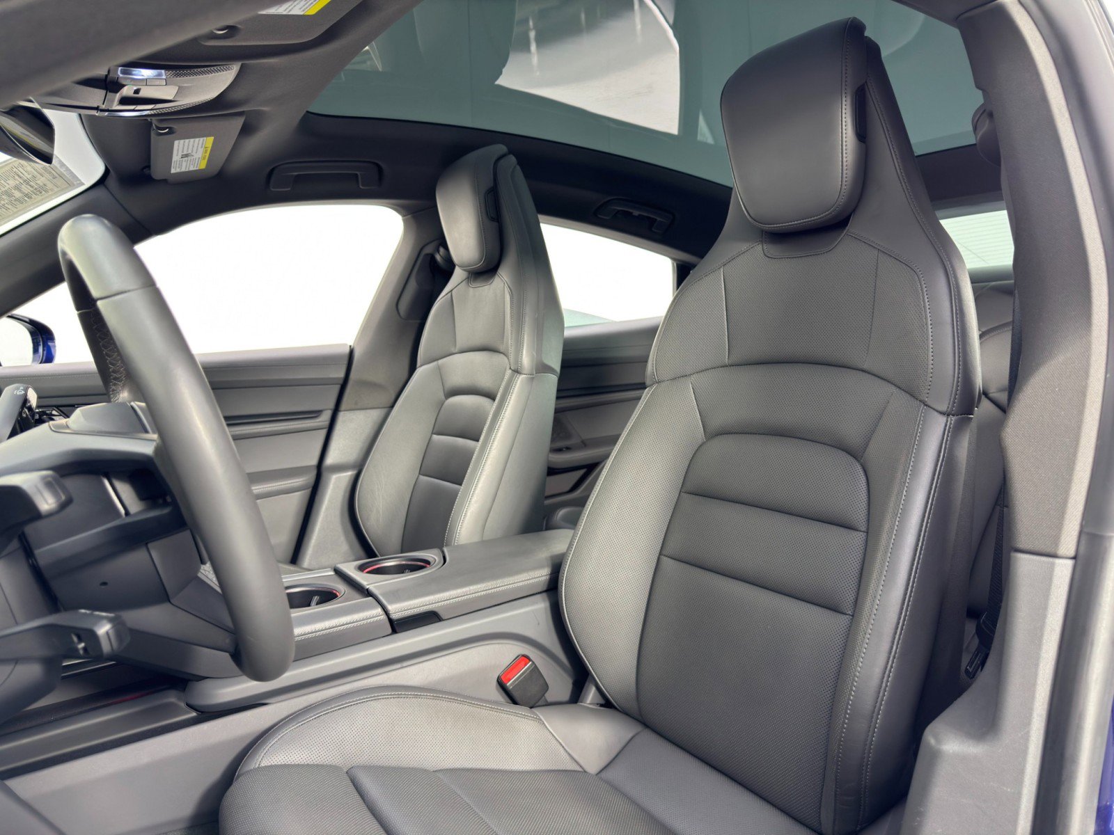 Used 2020 Porsche Taycan 4S w/ Premium Package image 41