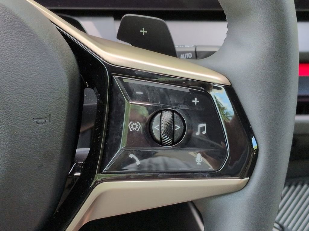 New 2025 BMW X3 xDrive30i w/ Convenience Package image 26