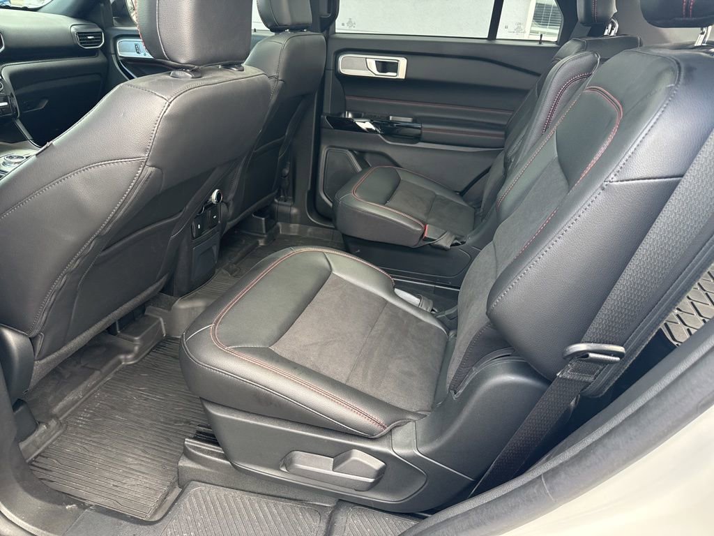 Used 2023 Ford Explorer ST-Line w/ Class IV Trailer Tow Package image 22