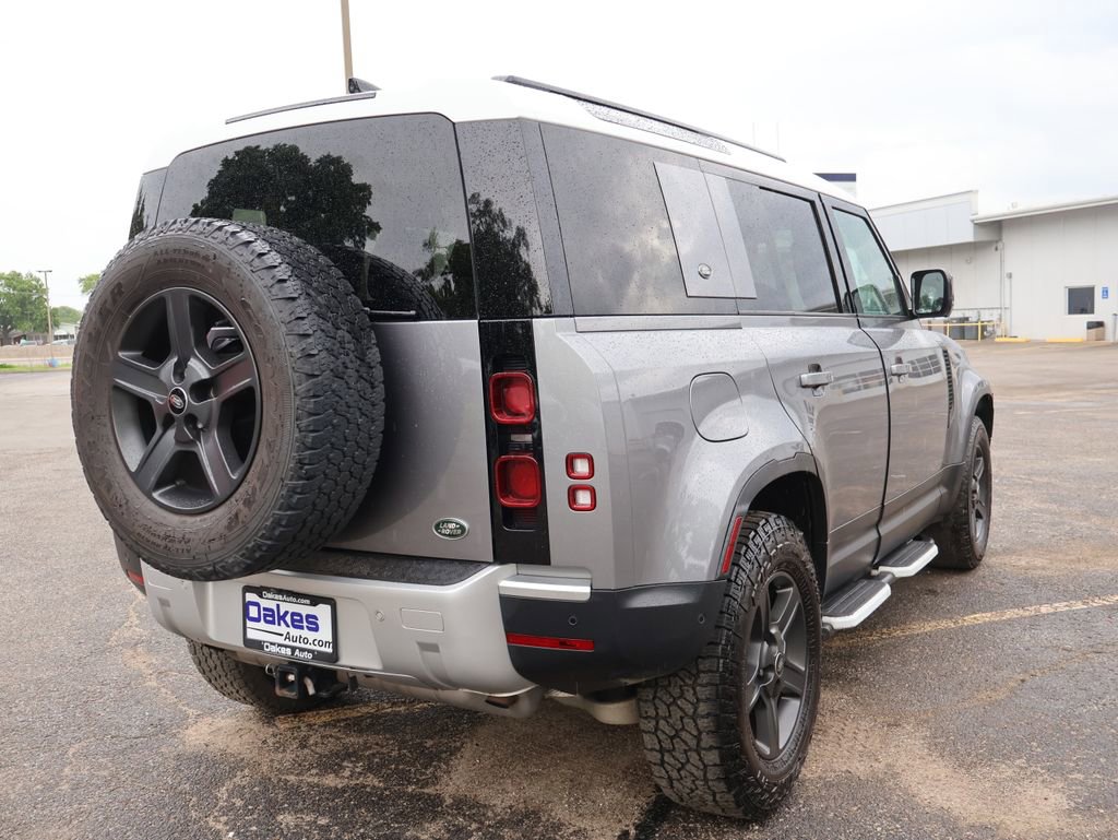Used 2022 Land Rover Defender 110 AWD/4WD image 8