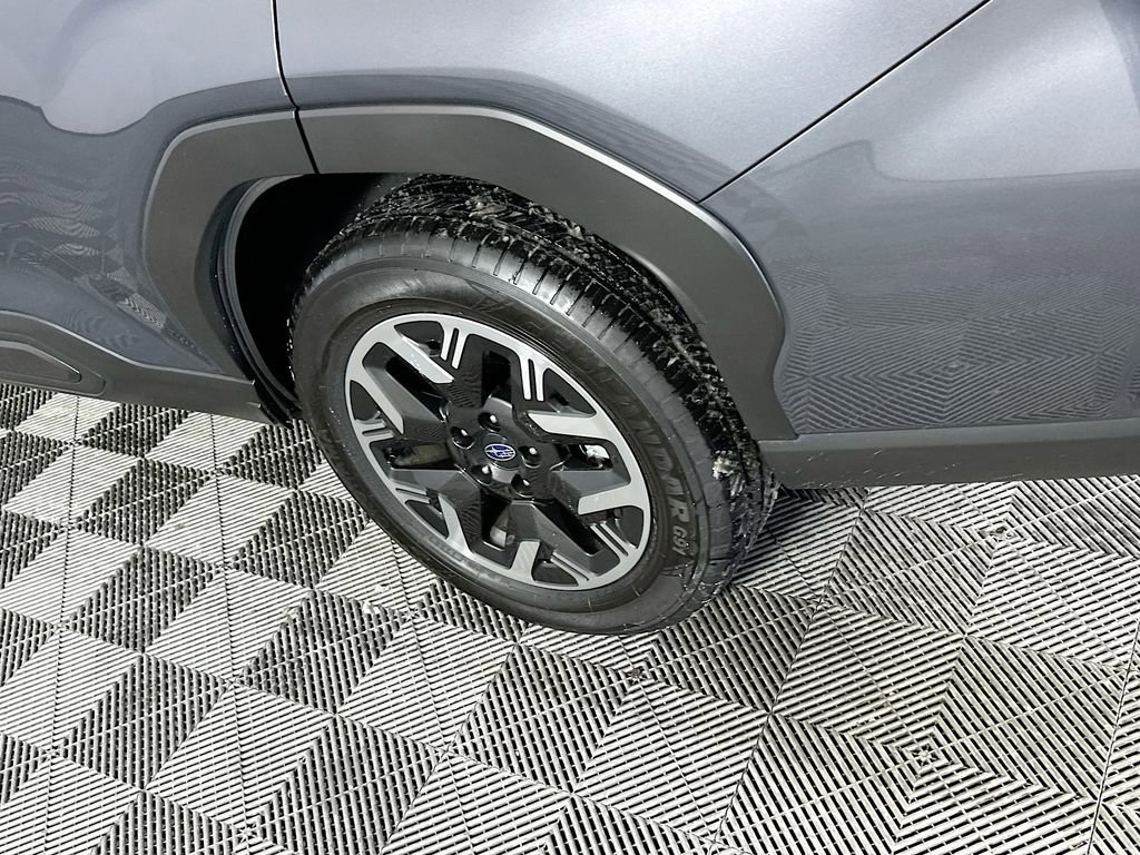 Certified 2025 Subaru Forester Premium image 39