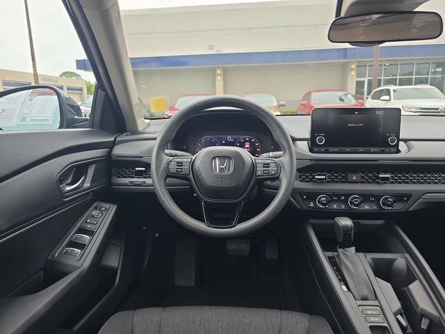 Used 2025 Honda Accord SE image 15