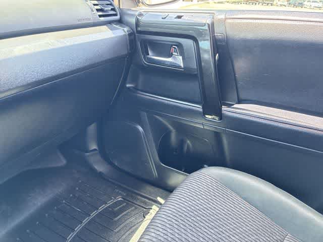 Used 2021 Toyota 4Runner TRD Off-Road AWD/4WD image 33