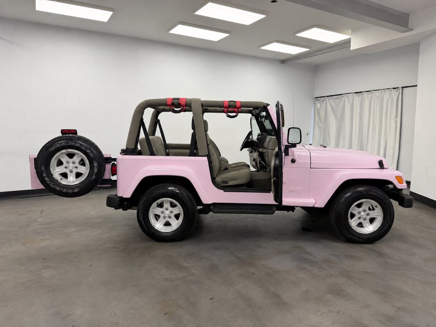 Used 2004 Jeep Wrangler Sahara w/ Dual Top Group AWD/4WD image 35