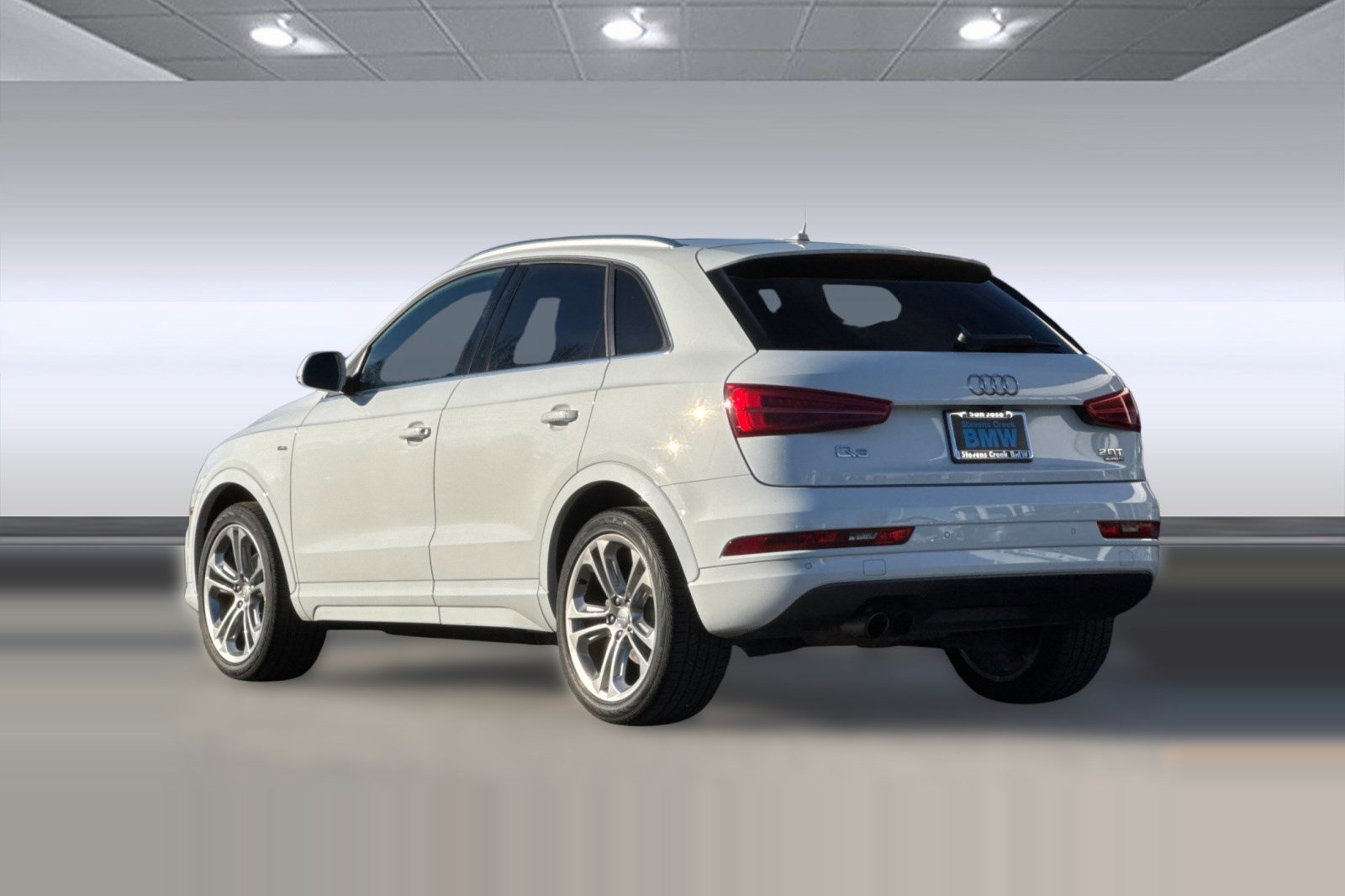 Used 2018 Audi Q3 2.0T Premium Plus w/ Premium Plus Package image 3
