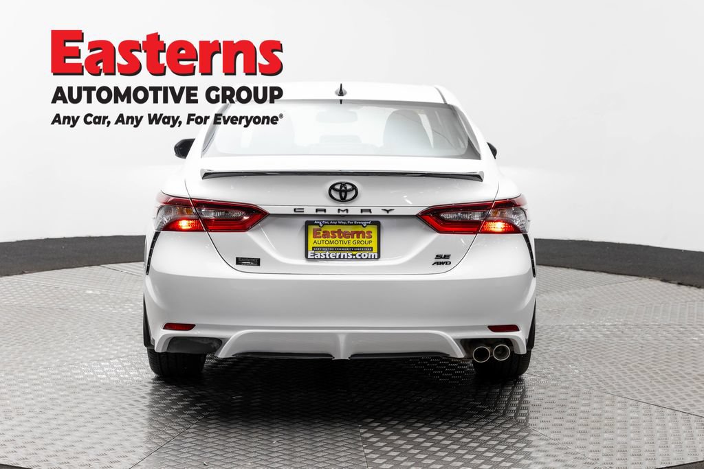 Used 2024 Toyota Camry SE w/ Convenience Package AWD/4WD image 6