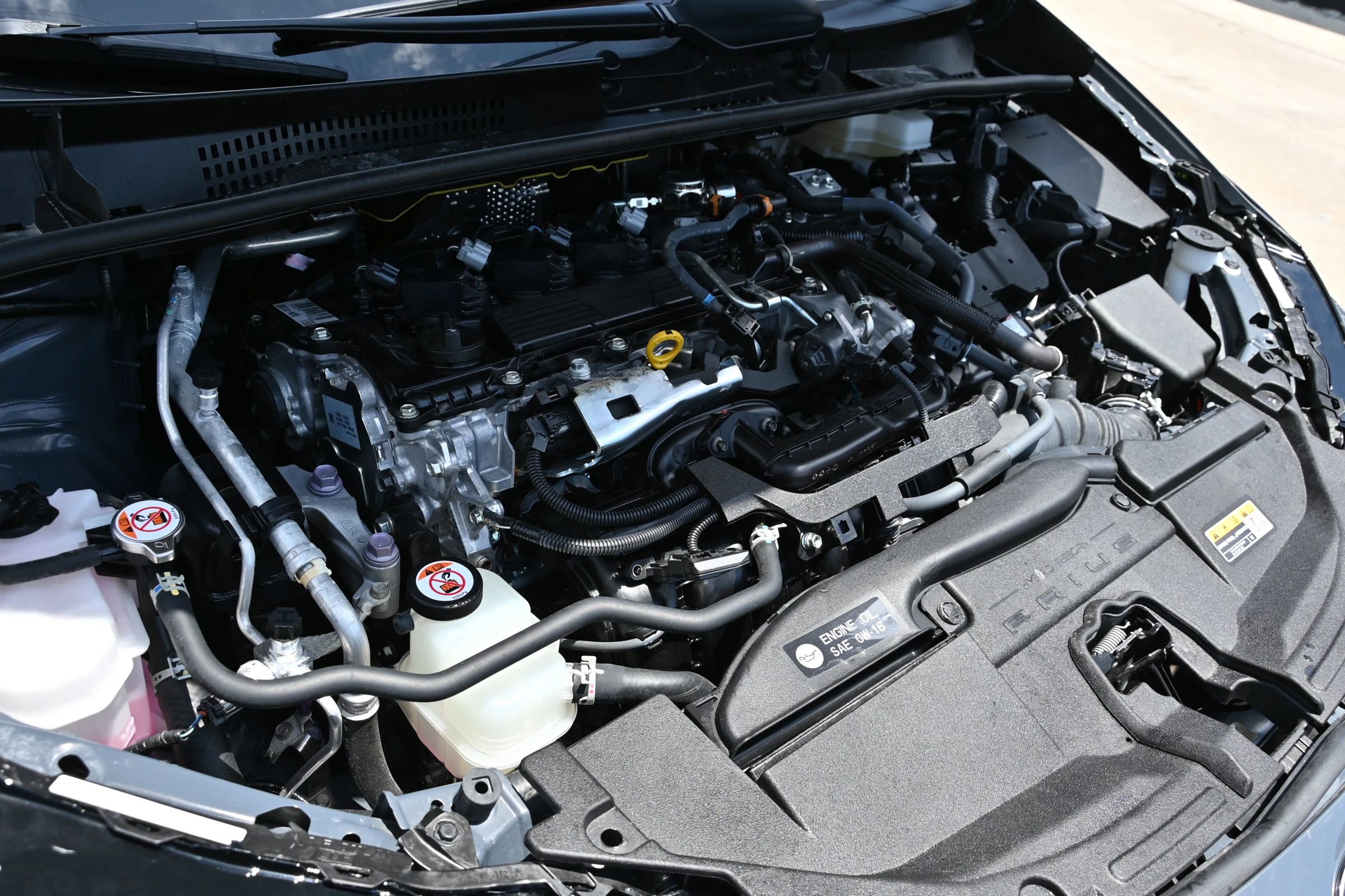 Used 2024 Toyota Prius XLE FWD image 18