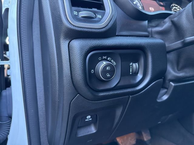 Used 2020 RAM 1500 Rebel image 29