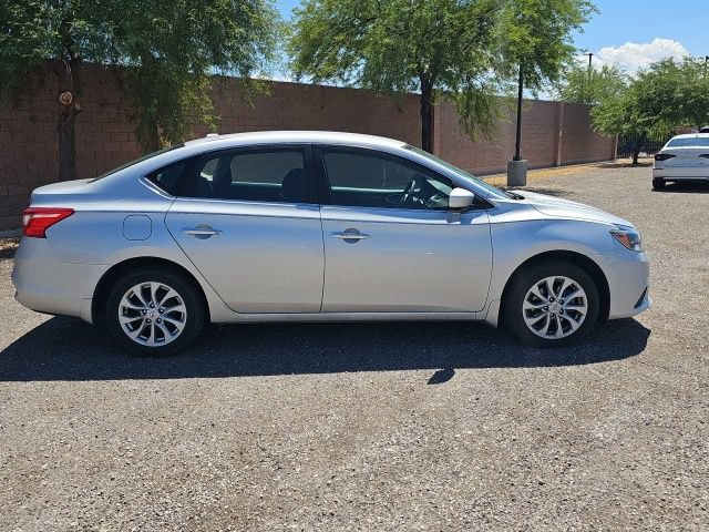 Used 2019 Nissan Sentra SV FWD image 4