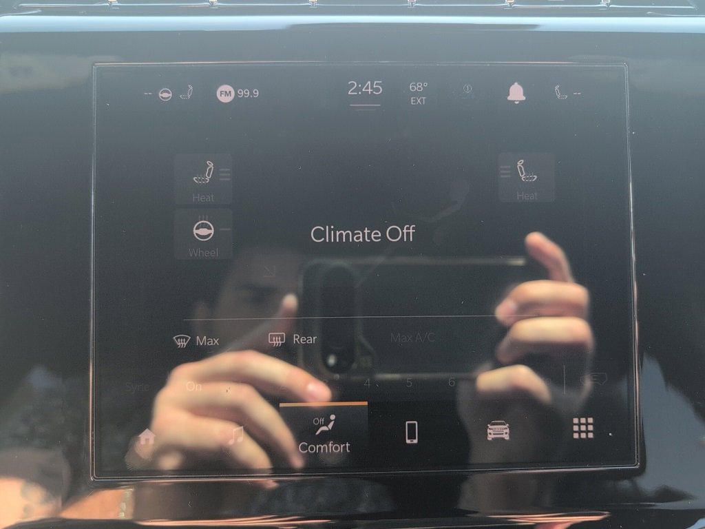 Used 2023 Jeep Grand Cherokee Altitude image 35