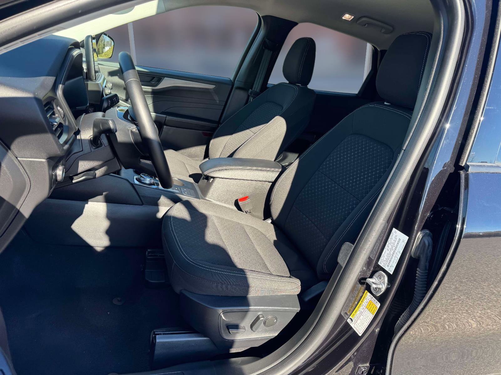 Used 2024 Ford Escape Active image 12