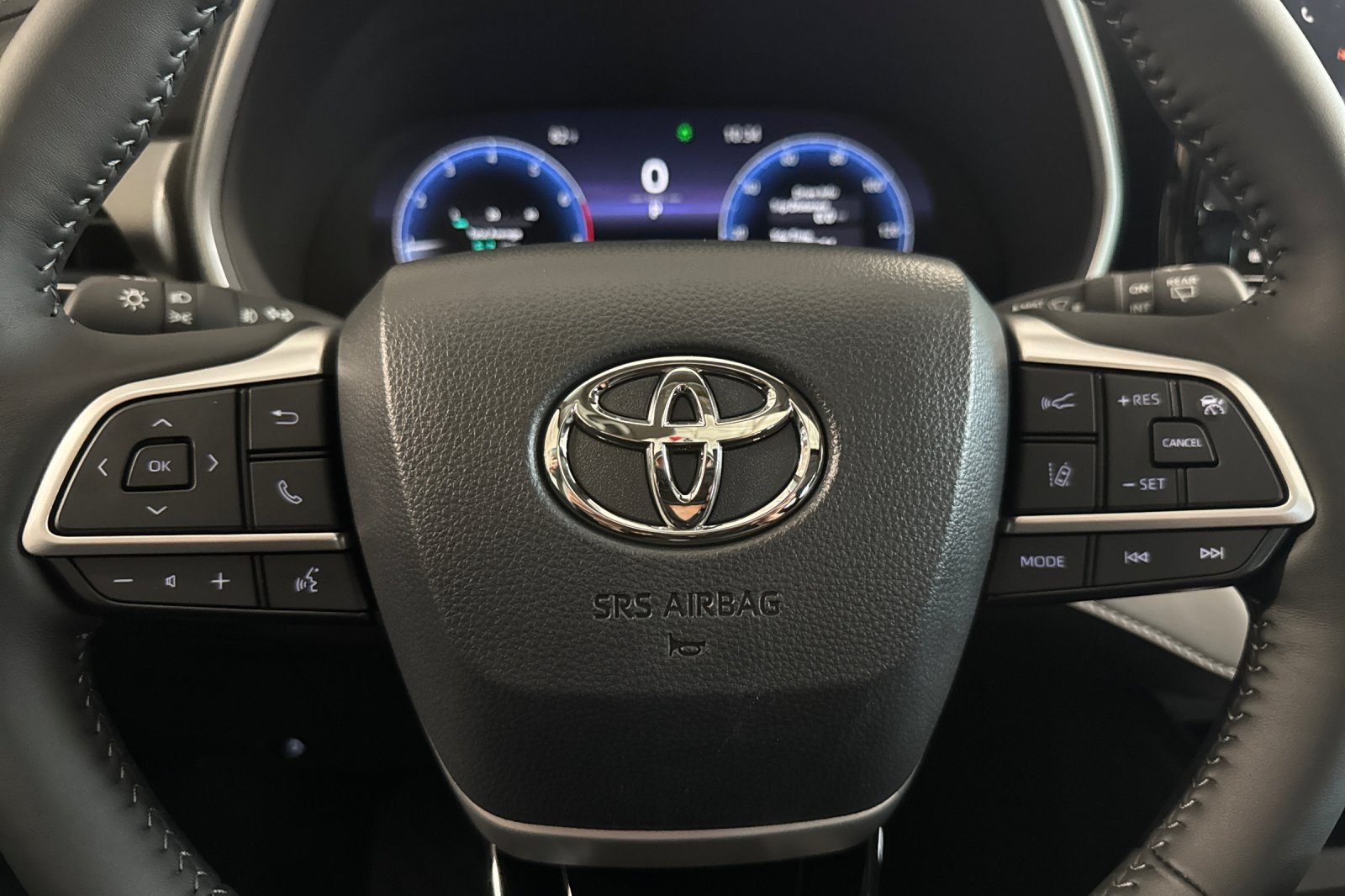 New 2026 Toyota Highlander Limited AWD/4WD image 30