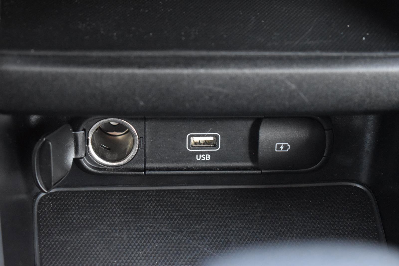 Used 2024 Kia Forte LXS image 10