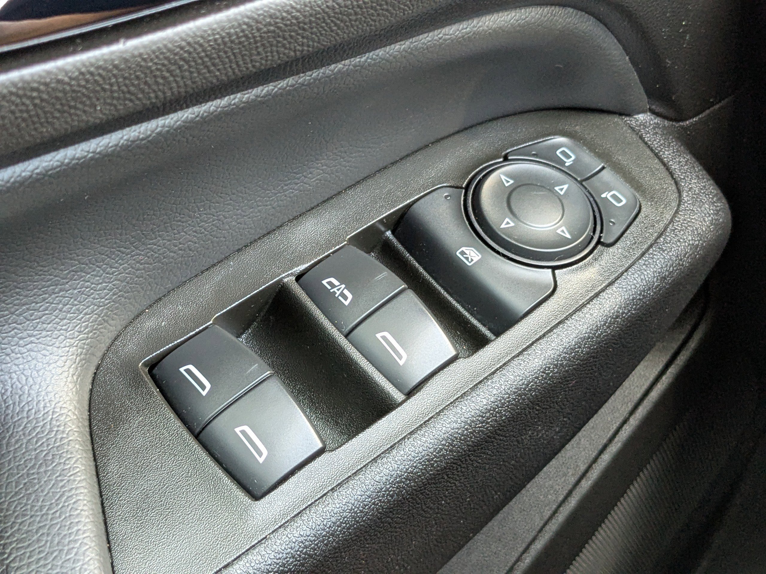 Used 2024 Chevrolet Equinox LT image 24