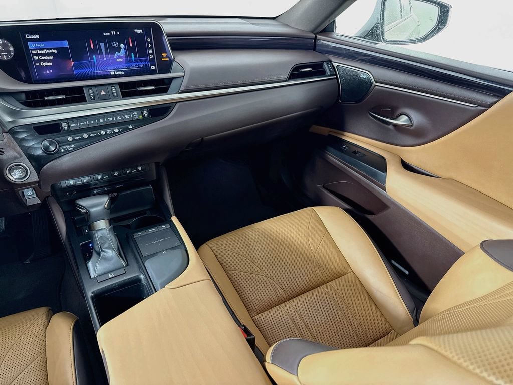 Used 2019 Lexus ES 350 Ultra Luxury w/ Accessory Package 2 FWD image 24