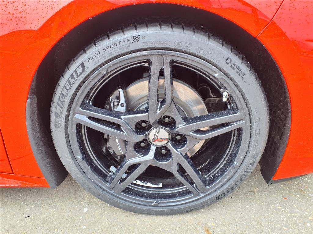 Used 2020 Chevrolet Corvette Stingray Preferred Cpe w/ 2LT Preferred Equipment Group RWD image 7